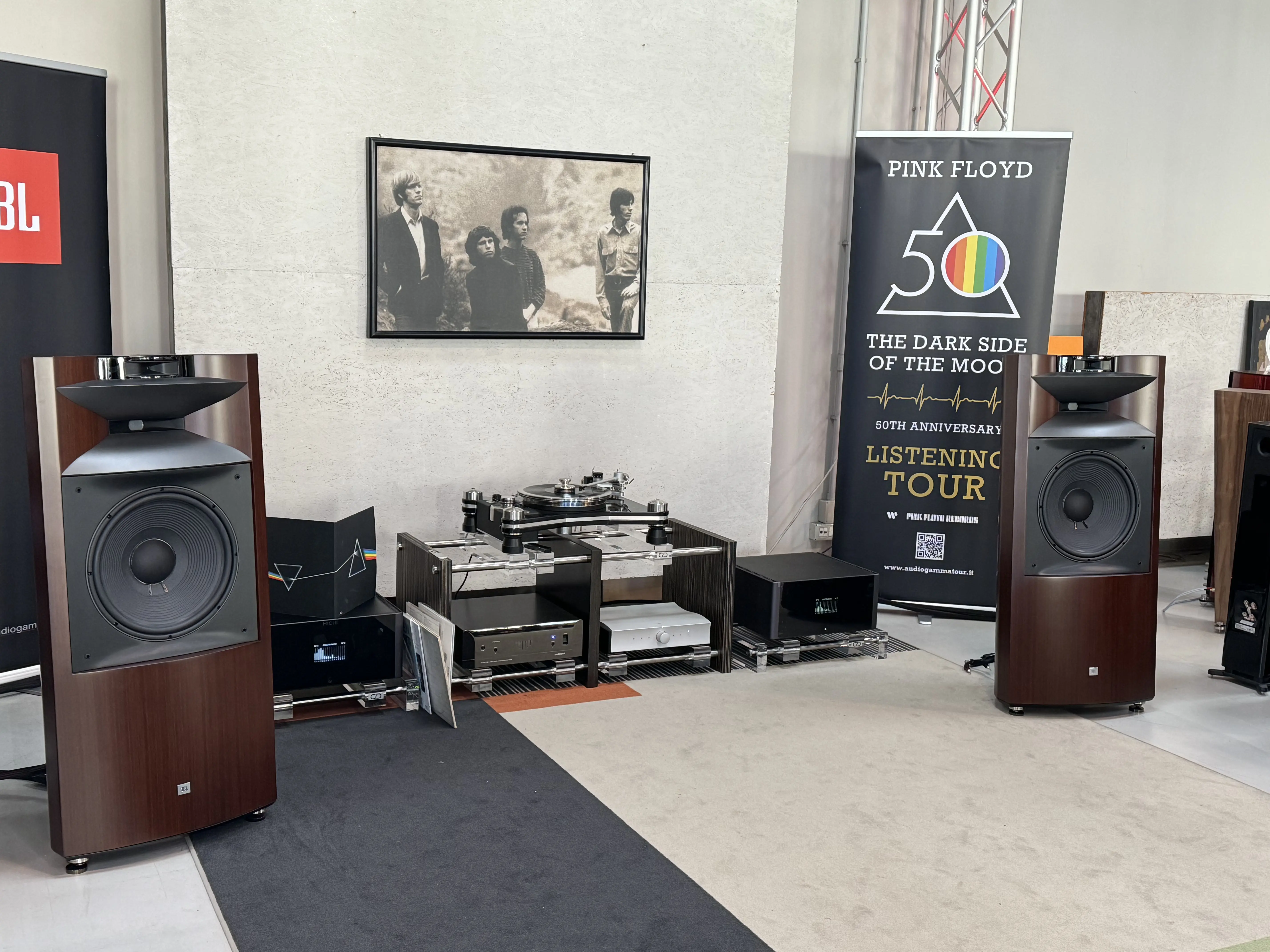 Tour musicali nei negozi hi-fi